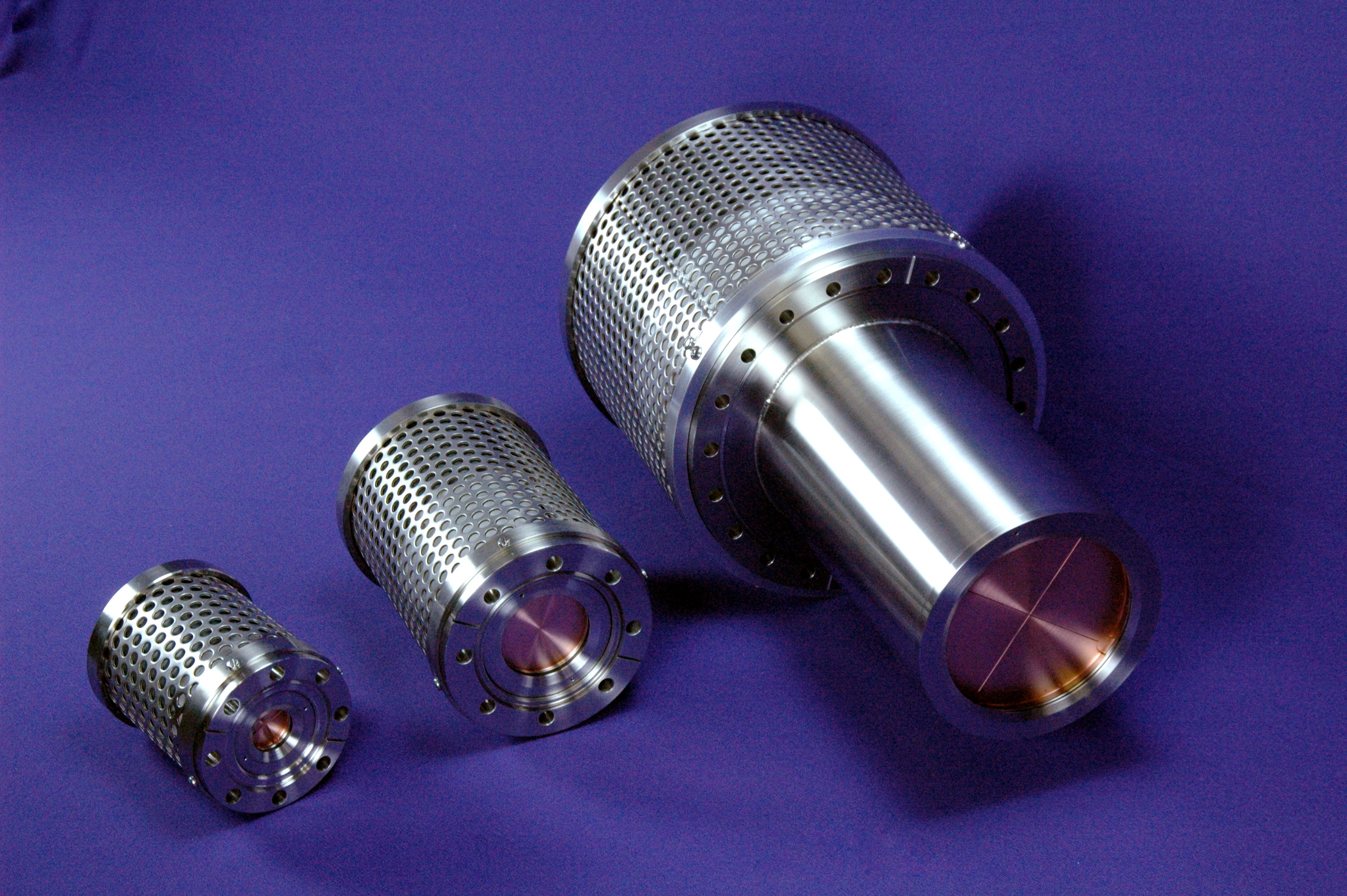 ONYX- 1-2-3 Ultra High Vacuum (UHV) Cathodes